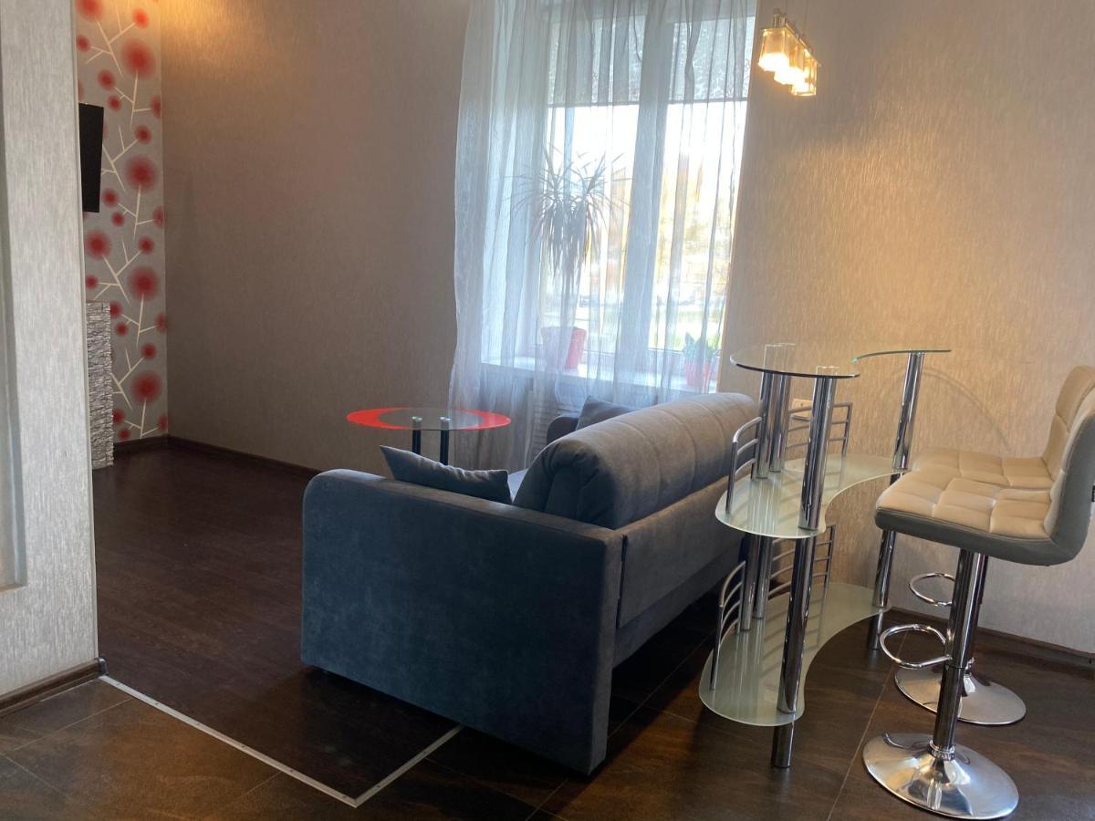 Modern Luxury Studio In The Center Of Kharkiv At Konstitutsii Square Exterior foto