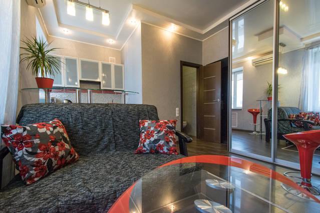 Modern Luxury Studio In The Center Of Kharkiv At Konstitutsii Square Exterior foto